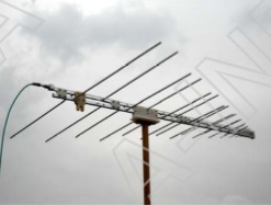 Логопериодическая антенна 100 - 1000 МГц КУ до 6 дБи, N(f)