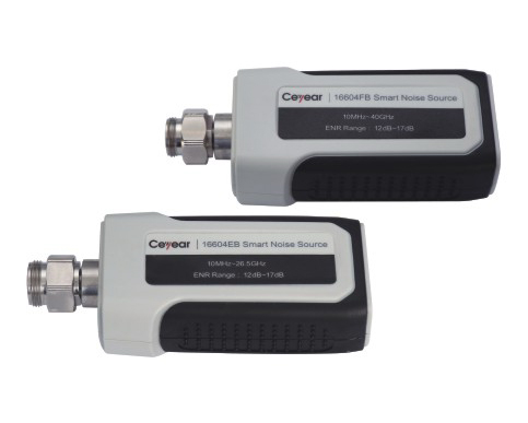 Источник шумаCeyear серии 1660X: 16603 и 16604
с диапазоном от 10 МГц до 50 ГГц