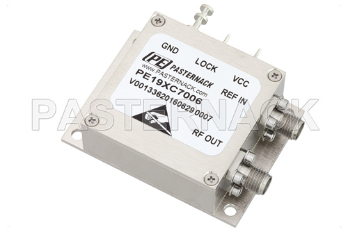 1,000 MHz Phase Locked Oscillator, 100 MHz External Ref., Phase Noise -110 dBc/Hz, SMA