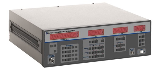 Измеритель параметров модуляции AM / ЧM  8201A с диапазоном частот от 100 кГц до 2,5 ГГц