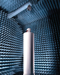 Тестовая система ETS-Lindgren AMS-8800 с диапазоном частот от 690 МГц до 10 ГГц.