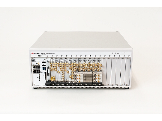 Многопортовый векторный анализатор цепей в формате PXIe Keysight M9485A с диапазоном частот от 1 МГц до 9 ГГц