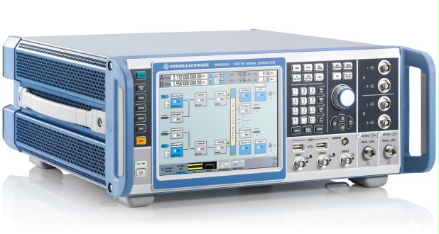 Векторный 2-х канальный микроволновый генератор сигналов Rohde&Schwarz SMW200A с диапазоном частот от 100 кГц до 44 ГГц