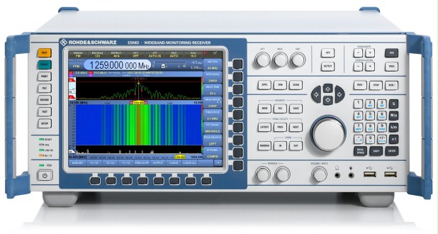 Широкополосный мониторинговый приемник Rohde&Schwarz ESMD с диапазоном частот от 9 кГц до 40 ГГц