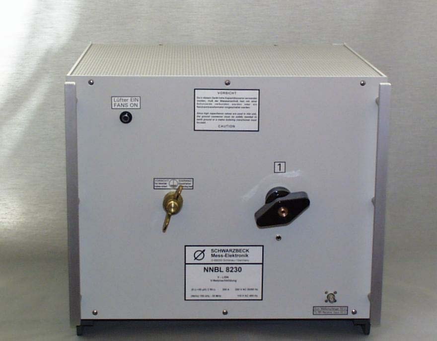 V-образный эквивалент сети
 Schwarzbeck NNBL 8230 с диапазоном частот
от 9 кГц до 100 МГц.