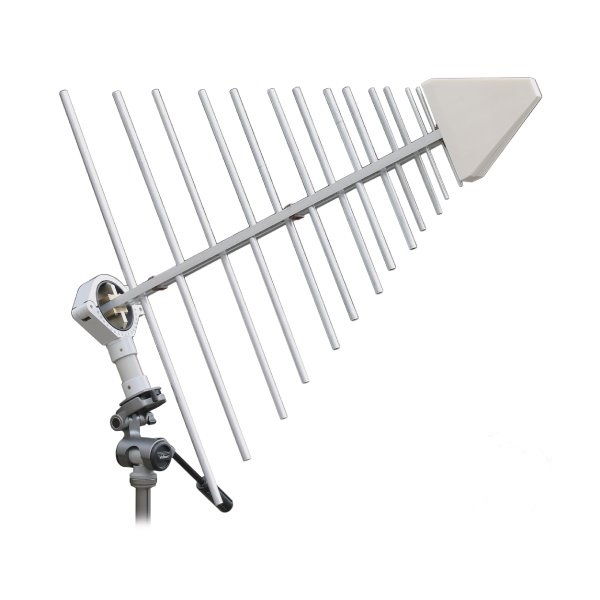 Сверхширокополосная измерительная логопериодическая антенна СКАРД П6-122М2 с диапазоном частот от 300 МГц до 6 ГГц.