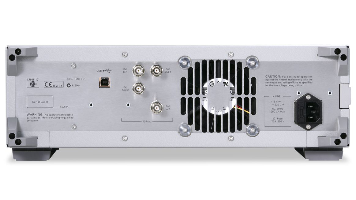 СВЧ преобразователь с понижением частотыKeysight E5053Aс диапазоном от 3 ГГц до 26,5 ГГц