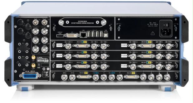 Векторный 2-х канальный микроволновый генератор сигналов Rohde&Schwarz SMW200A с диапазоном частот от 100 кГц до 44 ГГц