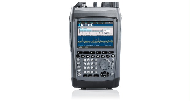 Портативный мониторинговый приемник Rohde&Schwarz PR100 с диапазоном частот от 9 кГц до 7,5 ГГц
 
 
 Замена: Rohde&Schwarz PR200