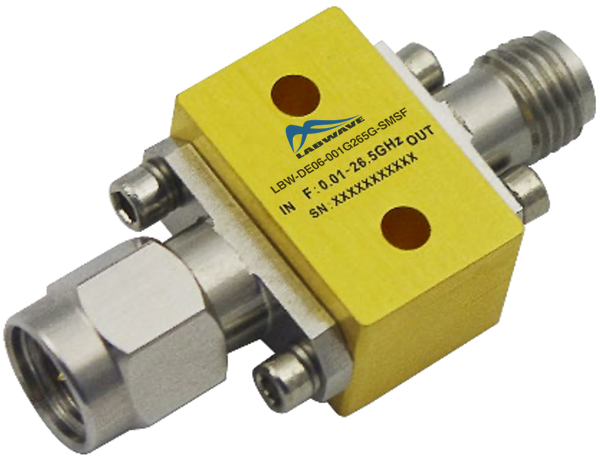 Широкополосный детектор мощностиLabwave LBW-DE06-001G265G-SMSFс диапазоном от 10 МГц до 26,5 ГГц