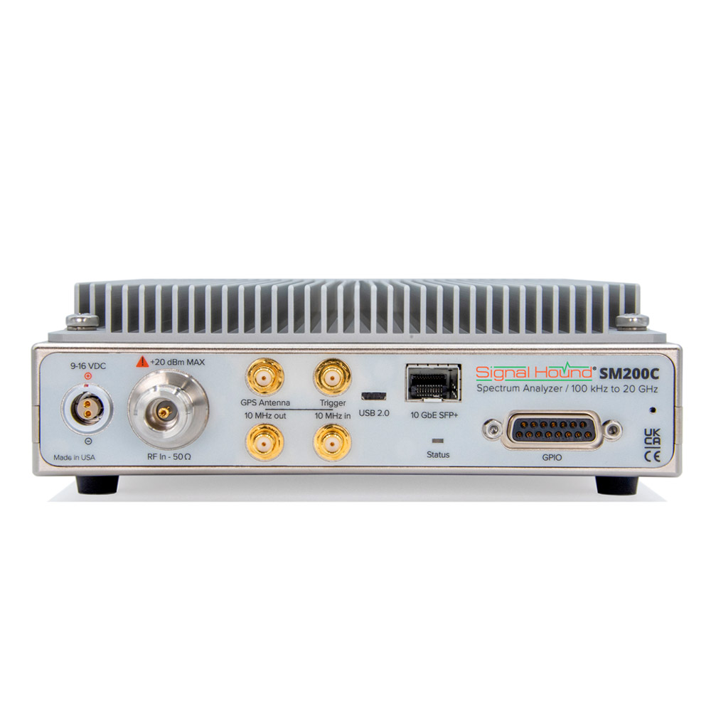 Анализатор спектра реального временис подключением 10GbE
Signal Hound SM200C
с диапазоном от 100 кГц до 20 ГГц
