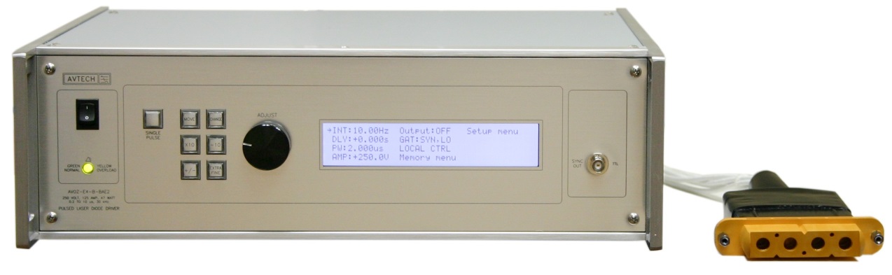 Генератор импульсов / драйвер лазерных диодов Avtech AV-109F-4-B c длительностью импульса от 10 мкс до 1 с и амплитудой 5 В.