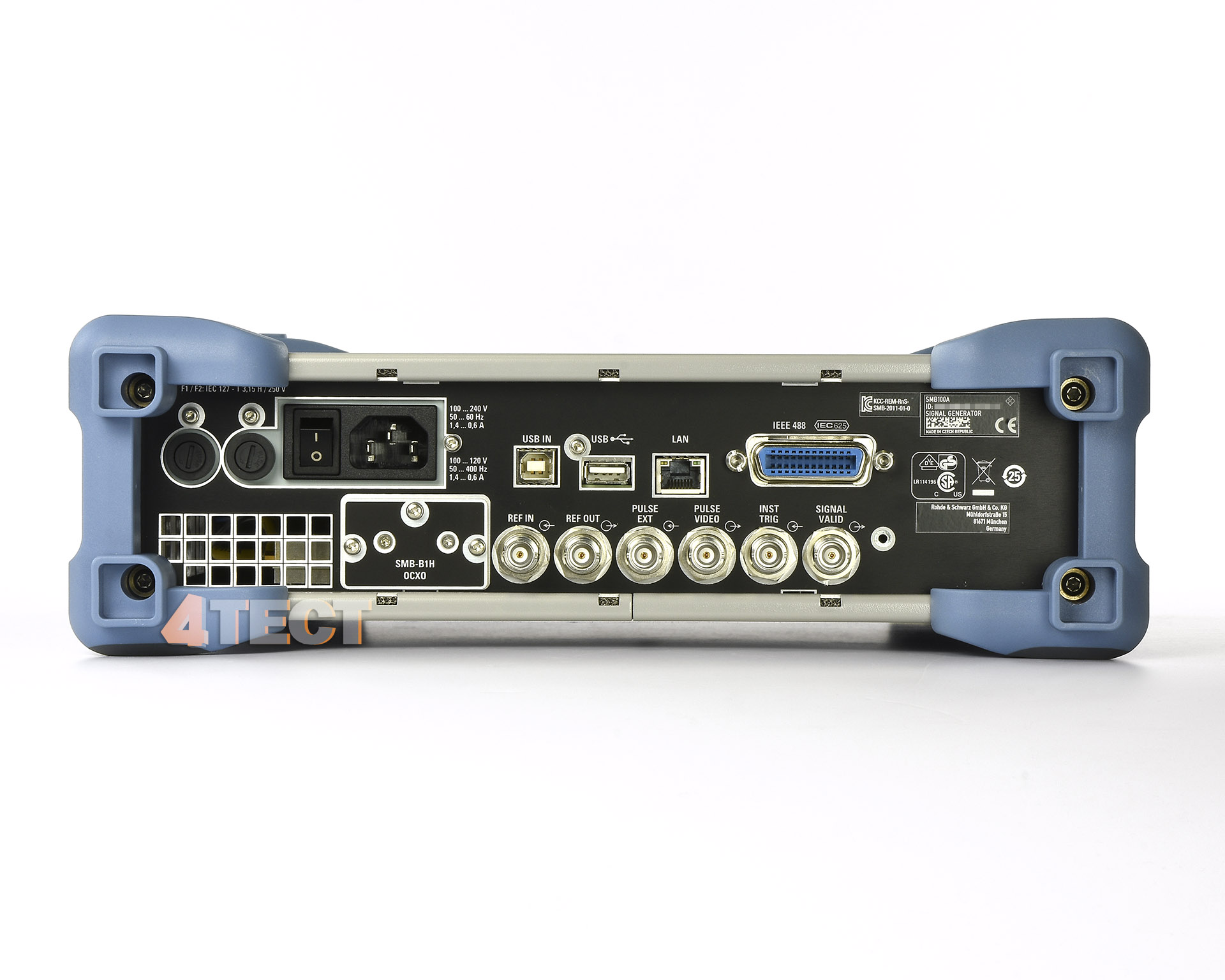 Генератор сигналов Rohde&Schwarz SMB100Aс диапазоном частот от 100 кГц до 40 ГГц

	В комплекте с опциями:


	SMB-B140N - ВЧ тракт, от 100 кГц до 40 ГГц с механическим ступенчатым аттенюатором, ограничение минимальной длительности импульса
	SMB-B1H - Термостатированный опорный кварцевый генератор с улучшенными характеристиками
	SMB-B26 - Опция фильтра гармоник от 150 МГц до 40 ГГц
